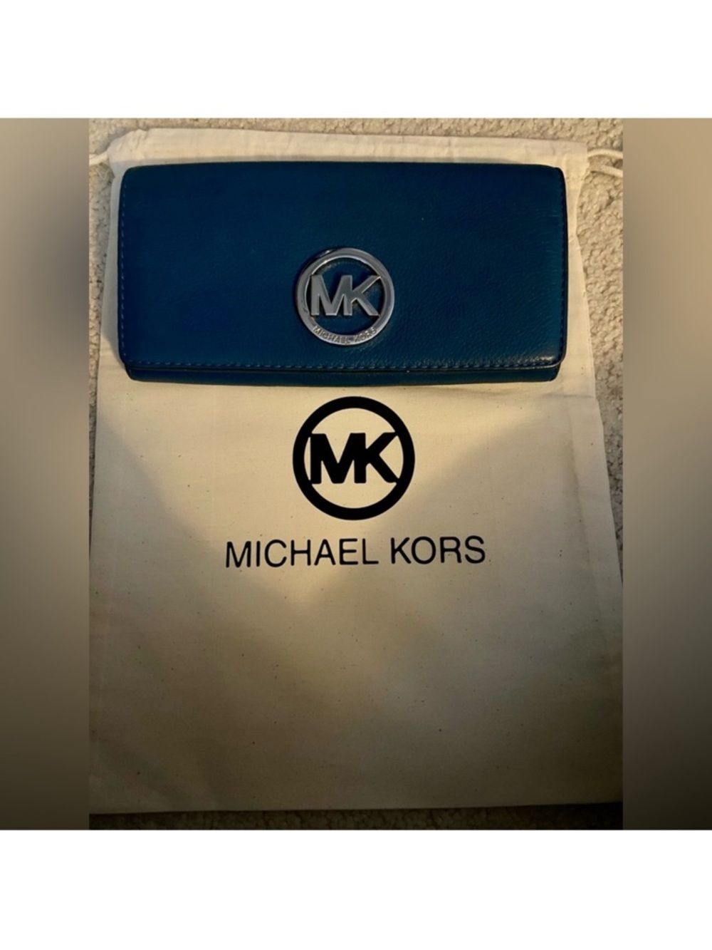 Michael Kors, Fulton Carryall Leather Flap Wallet with dust bag - Picture 2 of 7